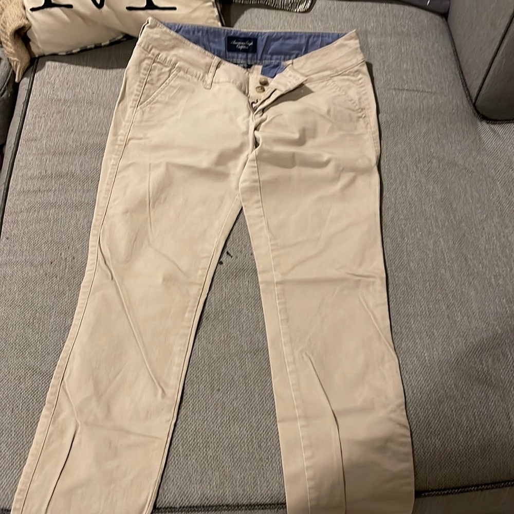 skinny khaki pants
